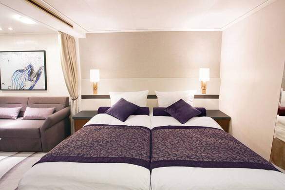 Hapag Lloyd Cruises MS Europa Veranda Suite 1.jpg